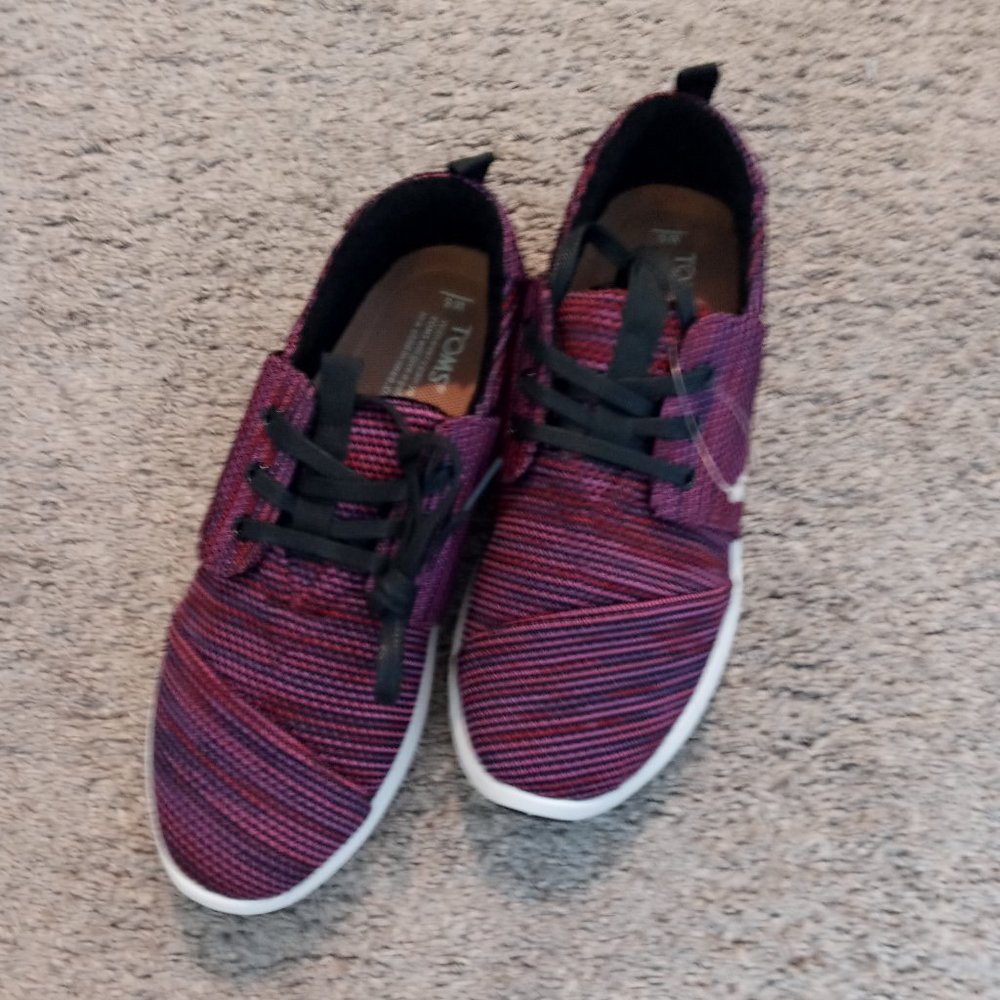 TOMS Womens Del Rey Sneaker Black Plum Multi Knit 6 New